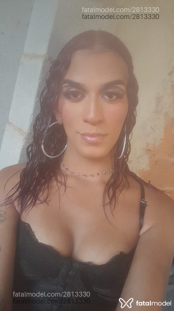 Acompanhante não-binário morena (o) de olhos castanhos em Indaiatuba - Thaiza