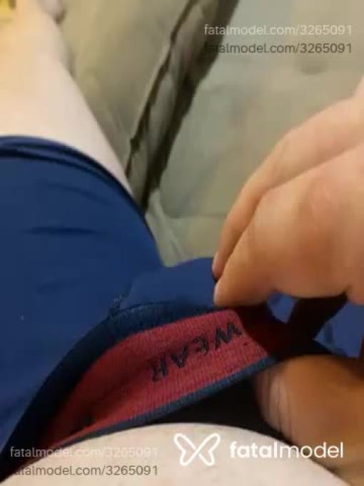 Acompanhante homem sem cabelo de olhos verdes em Campina Grande - Vini Raizen