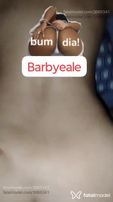 Acompanhante homem com cabelo castanho de olhos castanhos em Virtual Acompanhante homem com cabelo castanho de olhos castanhos em Virtual - Barbyeale
