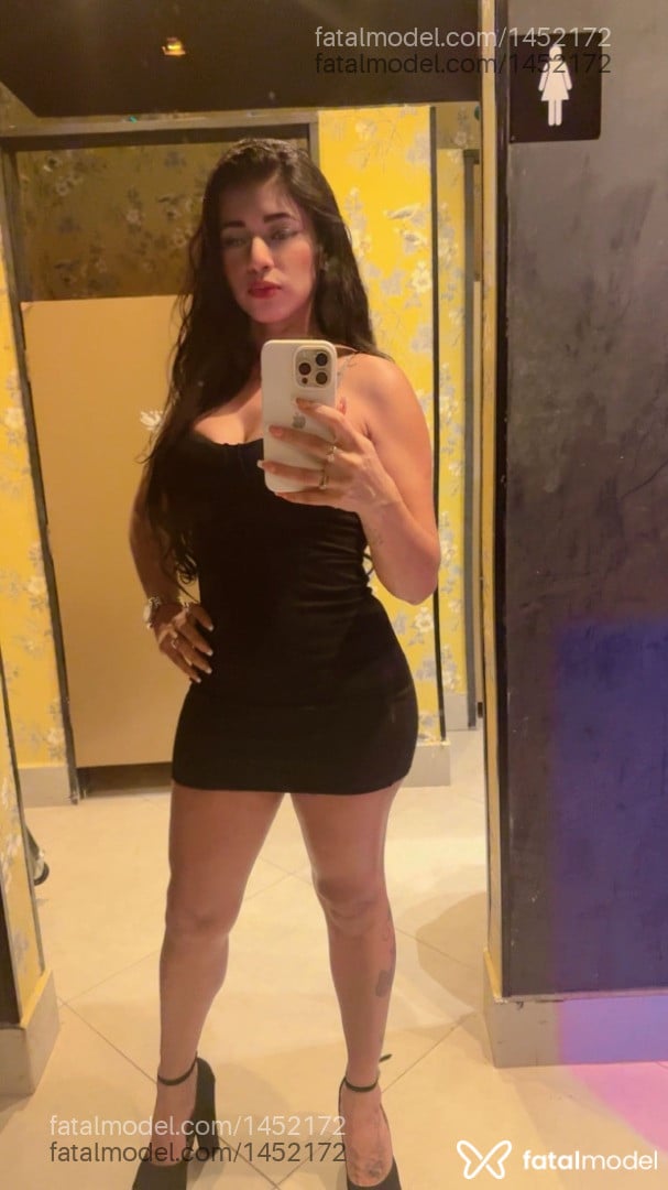 Acompanhante mulher morena (o) de olhos castanhos - Paola Acompanhante mulher morena (o) de olhos castanhos - Paola
