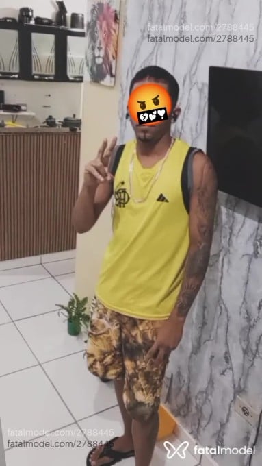 Acompanhante homem morena (o) de olhos pretos em Caruaru - Lucas