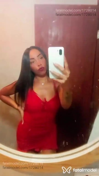 Acompanhante mulher com cabelo castanho de olhos castanhos em Armação dos Búzios Acompanhante mulher com cabelo castanho de olhos castanhos em Armação dos Búzios - Manuela