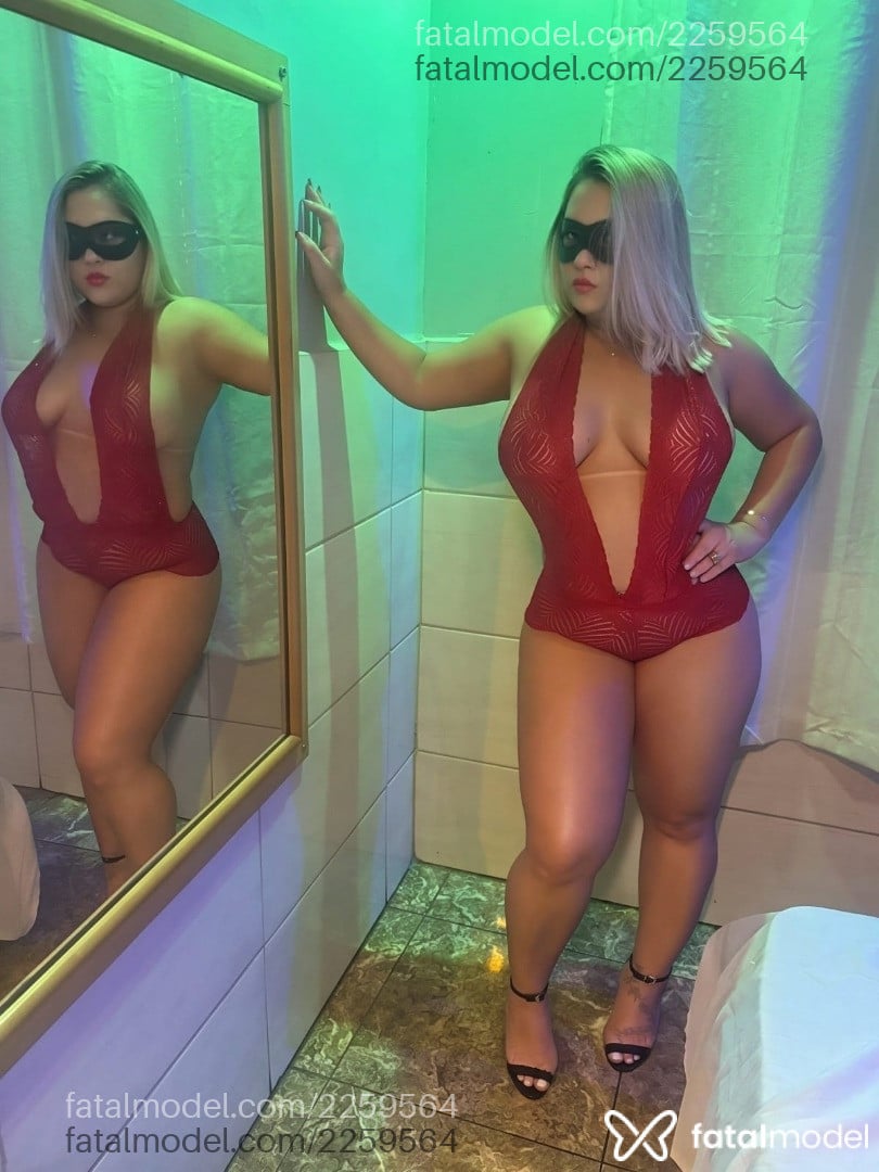 Acompanhante mulher loira (o) de olhos mel em São Paulo - Monique
