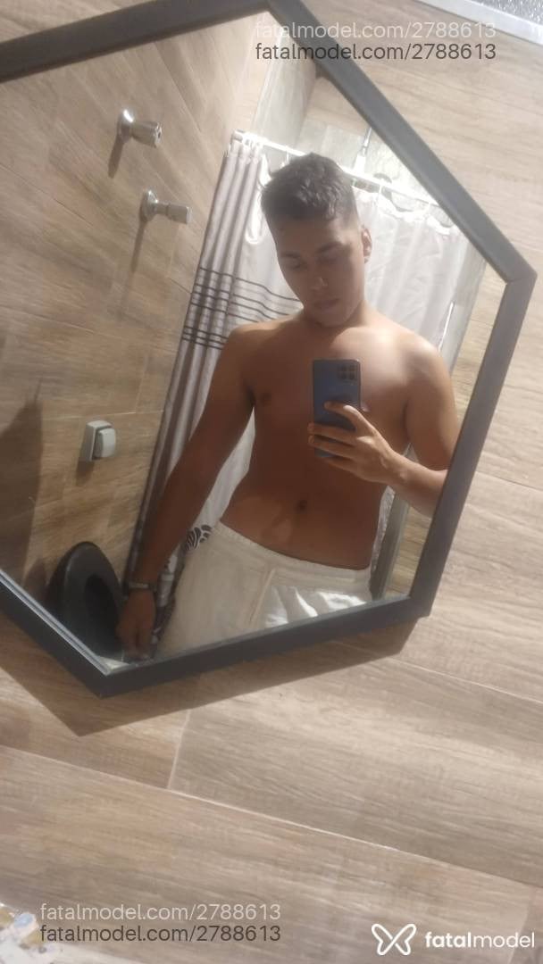 Acompanhante homem morena (o) de olhos castanhos em São Paulo Acompanhante homem morena (o) de olhos castanhos em São Paulo - Gabriel