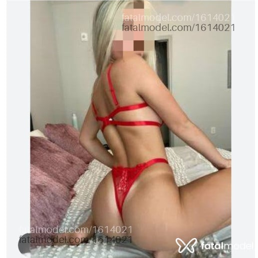 Acompanhante mulher loira (o) de olhos pretos em Maringá - Alicia