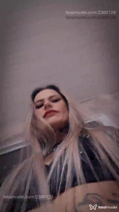 Acompanhante mulher morena (o) de olhos castanhos em Curitiba Acompanhante mulher morena (o) de olhos castanhos em Curitiba - Leela