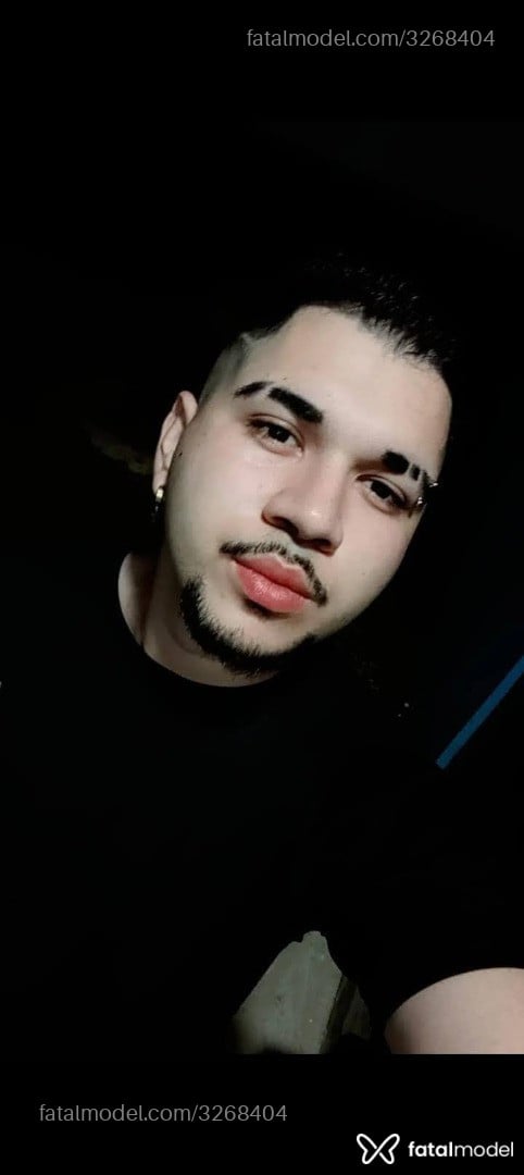 Acompanhante homem morena (o) de olhos pretos em Curitiba - Pedro Paulo