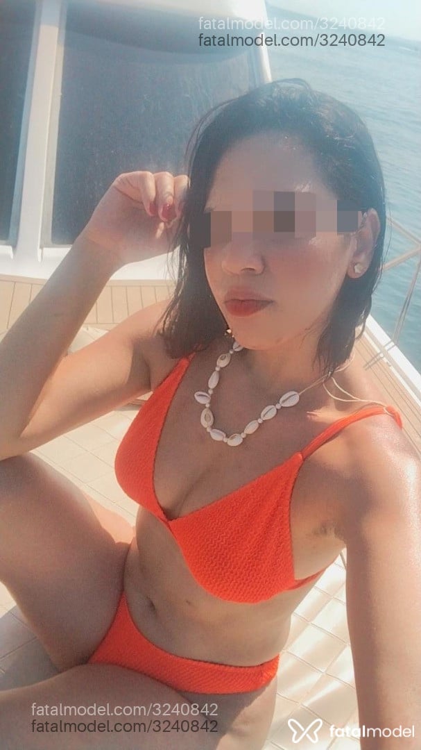 Acompanhante mulher morena (o) de olhos castanhos em Volta Redonda Acompanhante mulher morena (o) de olhos castanhos em Volta Redonda - Samantha