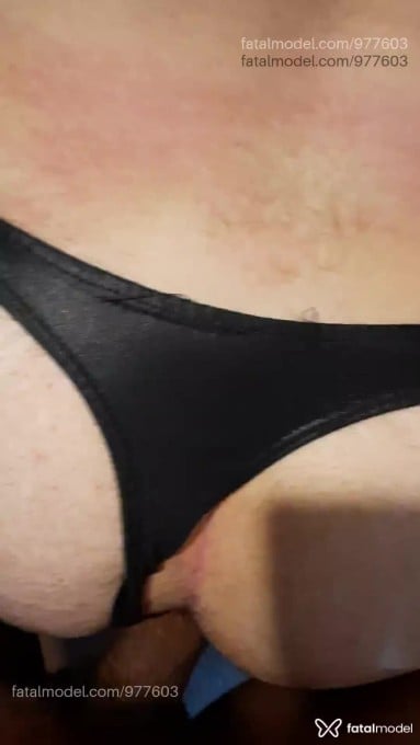 Acompanhante homem com cabelo castanho de olhos castanhos em Curitiba Acompanhante homem com cabelo castanho de olhos castanhos em Curitiba - Putinha de Macho