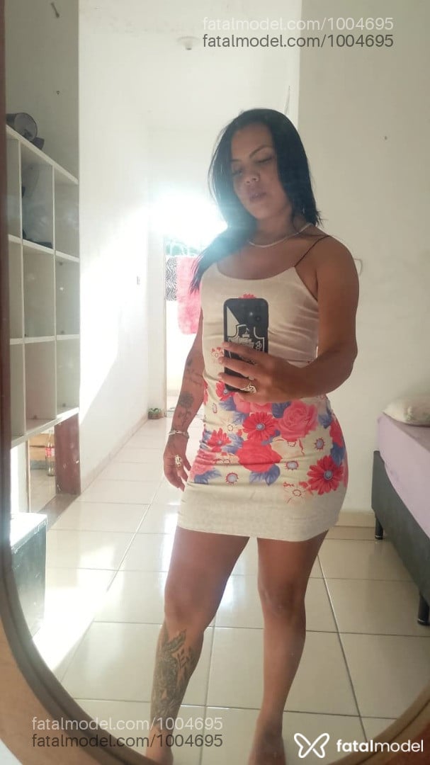 Acompanhante mulher com cabelo castanho de olhos pretos em Bom Jesus do Itabapoana - Aylla Duarte