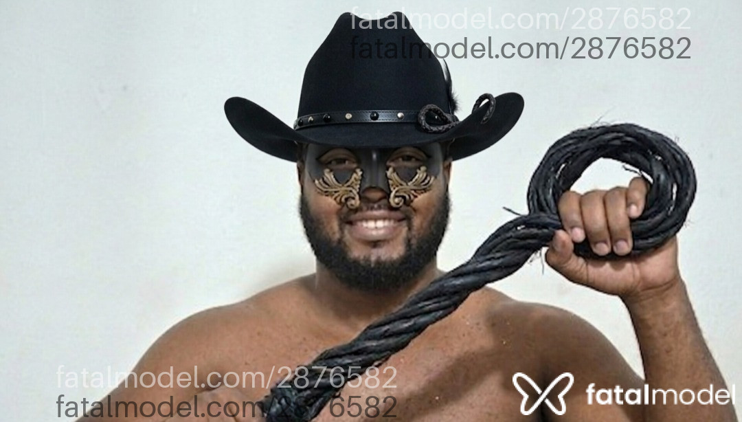 Acompanhante homem morena (o) de olhos pretos em Serra Acompanhante homem morena (o) de olhos pretos em Serra - Danado