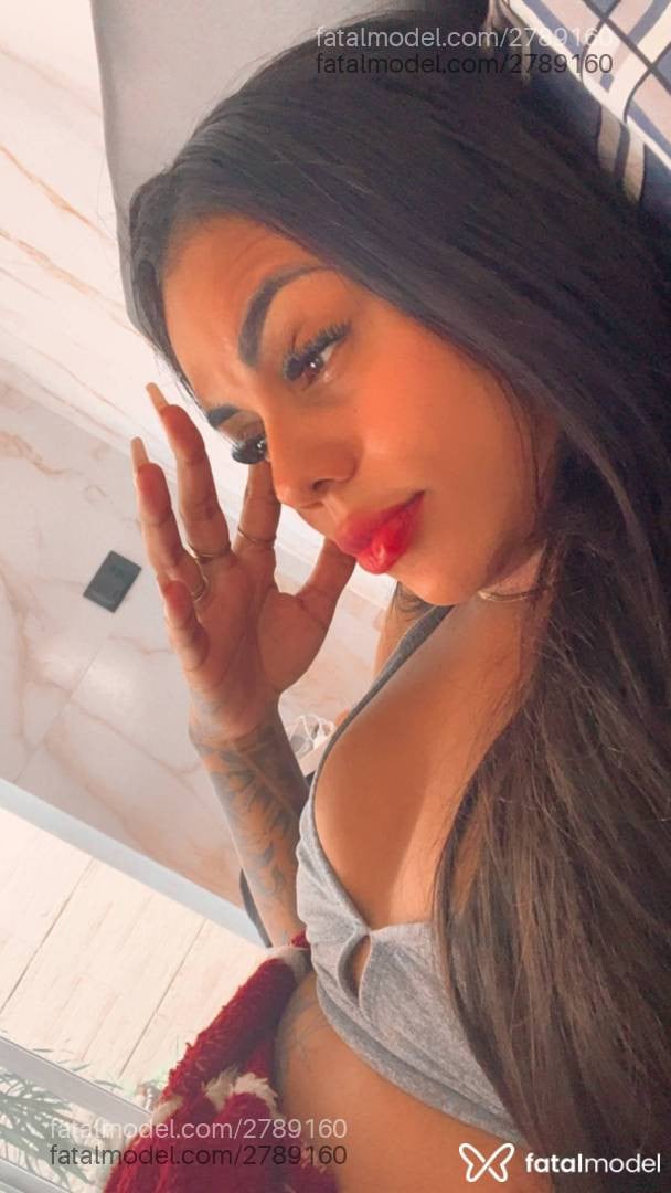 Acompanhante mulher morena (o) de olhos castanhos - Lunninha