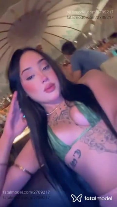 Acompanhante mulher morena (o) de olhos castanhos em São Paulo Acompanhante mulher morena (o) de olhos castanhos em São Paulo - Karol