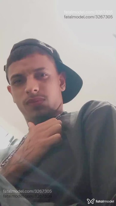 Acompanhante homem morena (o) de olhos castanhos em Vitória da Conquista - Kekel