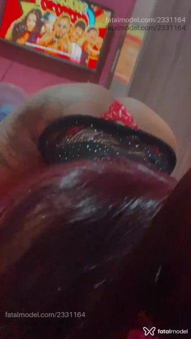 Acompanhante mulher trans ruiva (o) de olhos pretos em Recife - Vitória Guedes