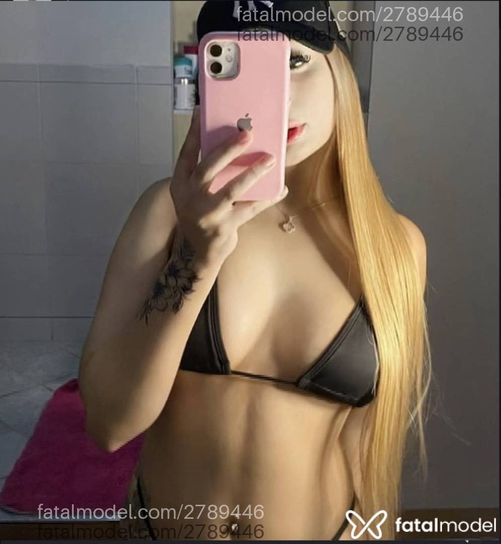 Acompanhante mulher loira (o) de olhos castanhos - Jade Gutierrez