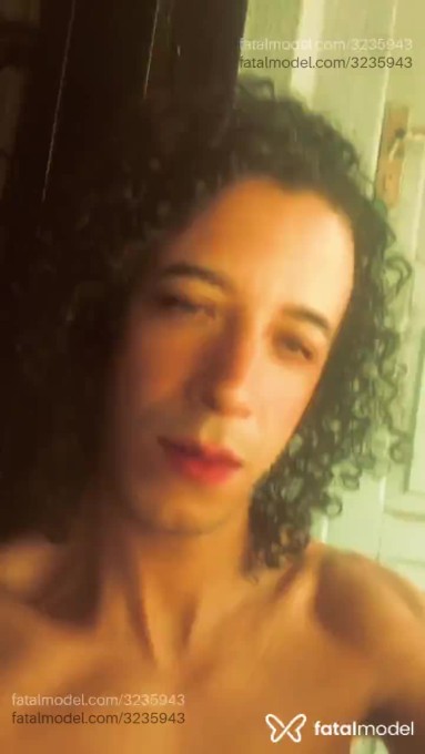 Acompanhante homem morena (o) de olhos castanhos em Diamantino - Camaleoa Saffada