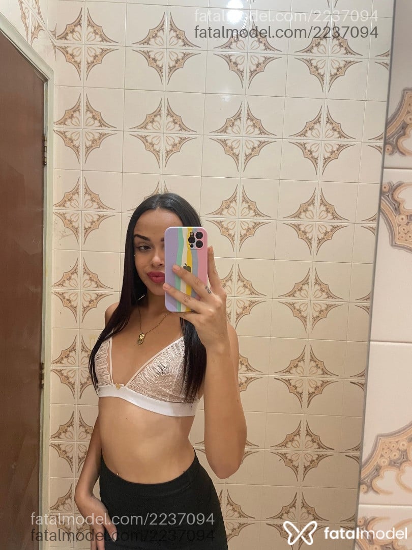 Acompanhante mulher trans morena (o) de olhos castanhos em Ribeirão Preto - Biia Espósito