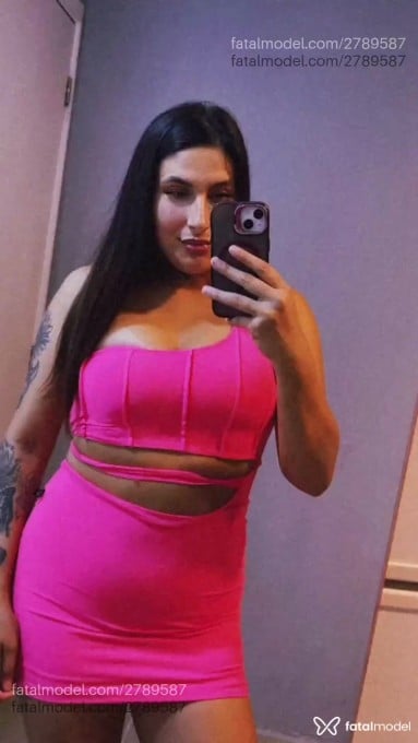 Acompanhante mulher com cabelo castanho de olhos castanhos - Gabriela Nunes