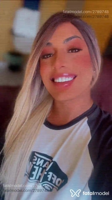 Acompanhante mulher trans loira (o) de olhos castanhos em Maceió - Grazielly Brandão