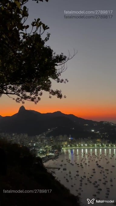 Acompanhante mulher morena (o) de olhos castanhos em Rio de Janeiro - Rubi Perez