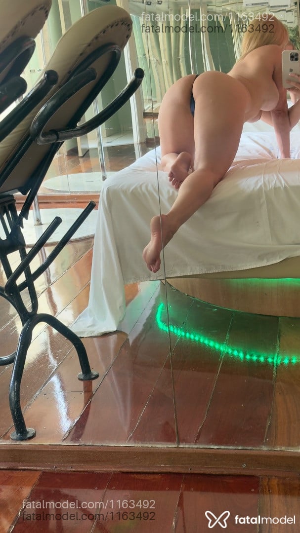 Acompanhante mulher com cabelo castanho de olhos castanhos em Araçatuba Acompanhante mulher com cabelo castanho de olhos castanhos em Araçatuba - Danny