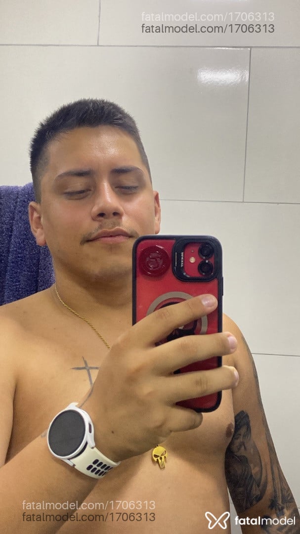 Acompanhante homem morena (o) de olhos castanhos em Teresópolis - Lucas
