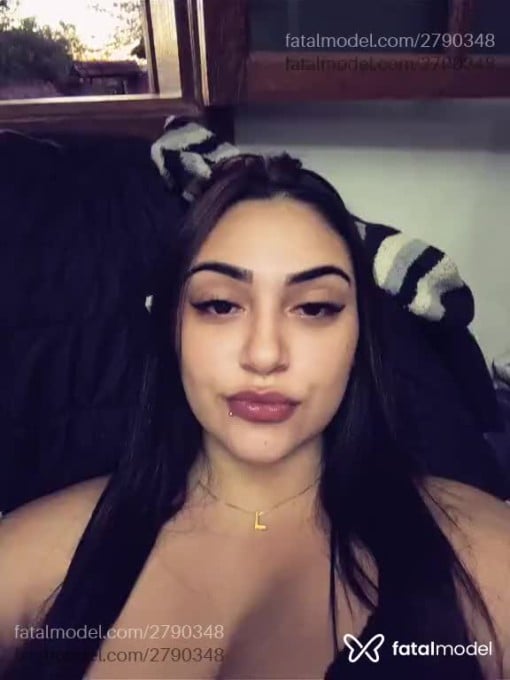 Acompanhante mulher morena (o) de olhos castanhos em Patos de Minas - Priscila Bondy