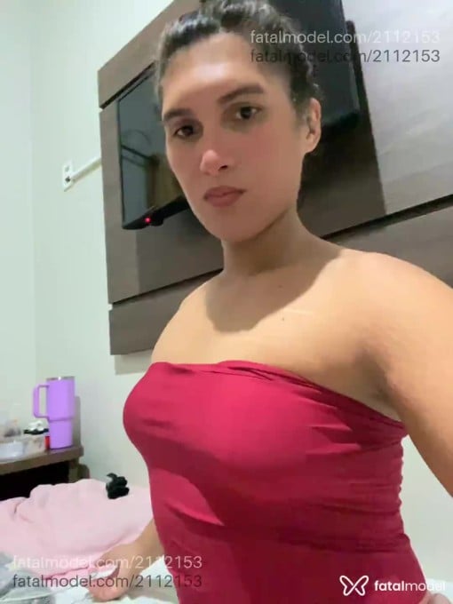 Acompanhante mulher trans morena (o) de olhos castanhos em Lucas do Rio Verde - Carla Gabrielly