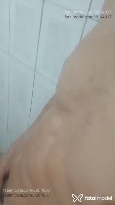 Acompanhante homem morena (o) de olhos pretos em São Carlos - Emerson