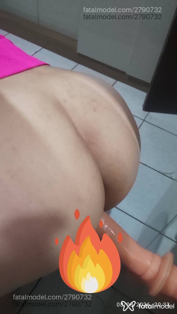 Acompanhante mulher morena (o) de olhos pretos - Claudinha Cacau