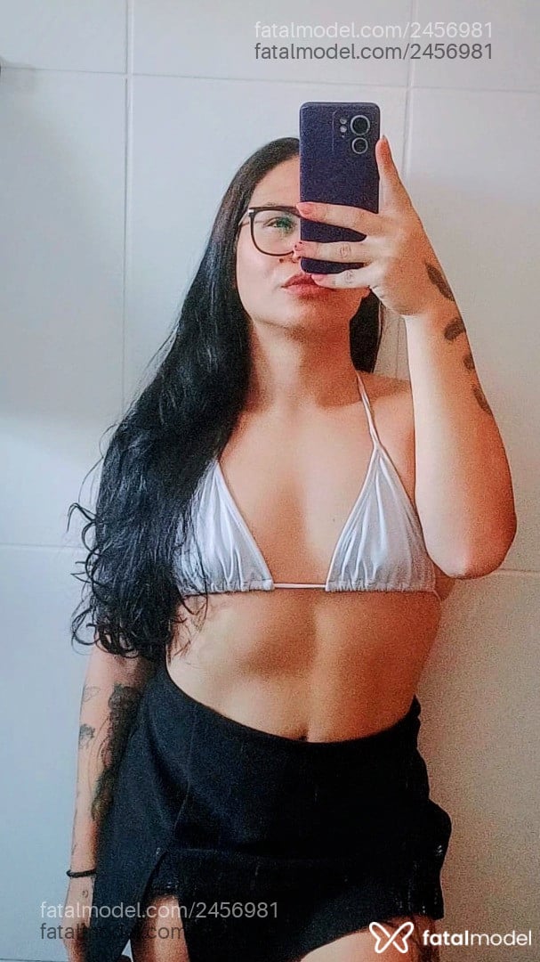 Acompanhante mulher trans morena (o) de olhos castanhos em São Vicente - Lara Mattos