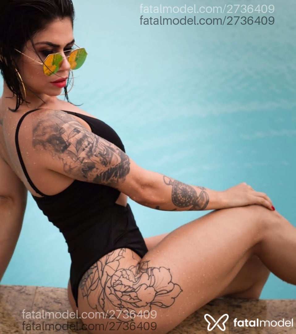 Acompanhante mulher com cabelo castanho de olhos castanhos em Vitória - Lavínia Marvy