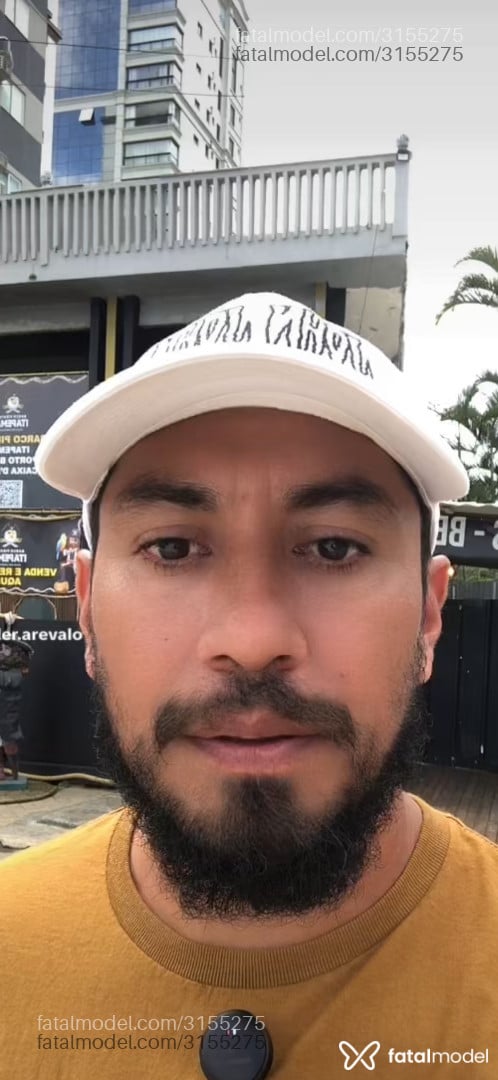 Acompanhante homem morena (o) de olhos castanhos em Balneário Camboriú Acompanhante homem morena (o) de olhos castanhos em Balneário Camboriú - Diego avila