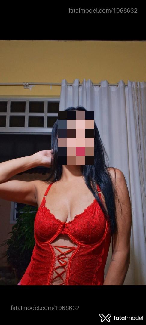 Acompanhante mulher com cabelo castanho de olhos castanhos em Brusque Acompanhante mulher com cabelo castanho de olhos castanhos em Brusque - Sophia