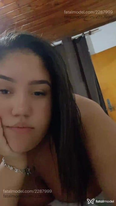 Acompanhante mulher morena (o) de olhos castanhos em Virtual - Ellen Lux