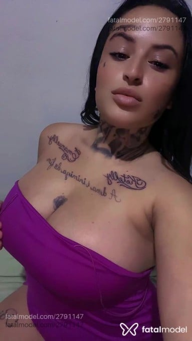Acompanhante mulher morena (o) de olhos verdes em Itumbiara - Mellissa