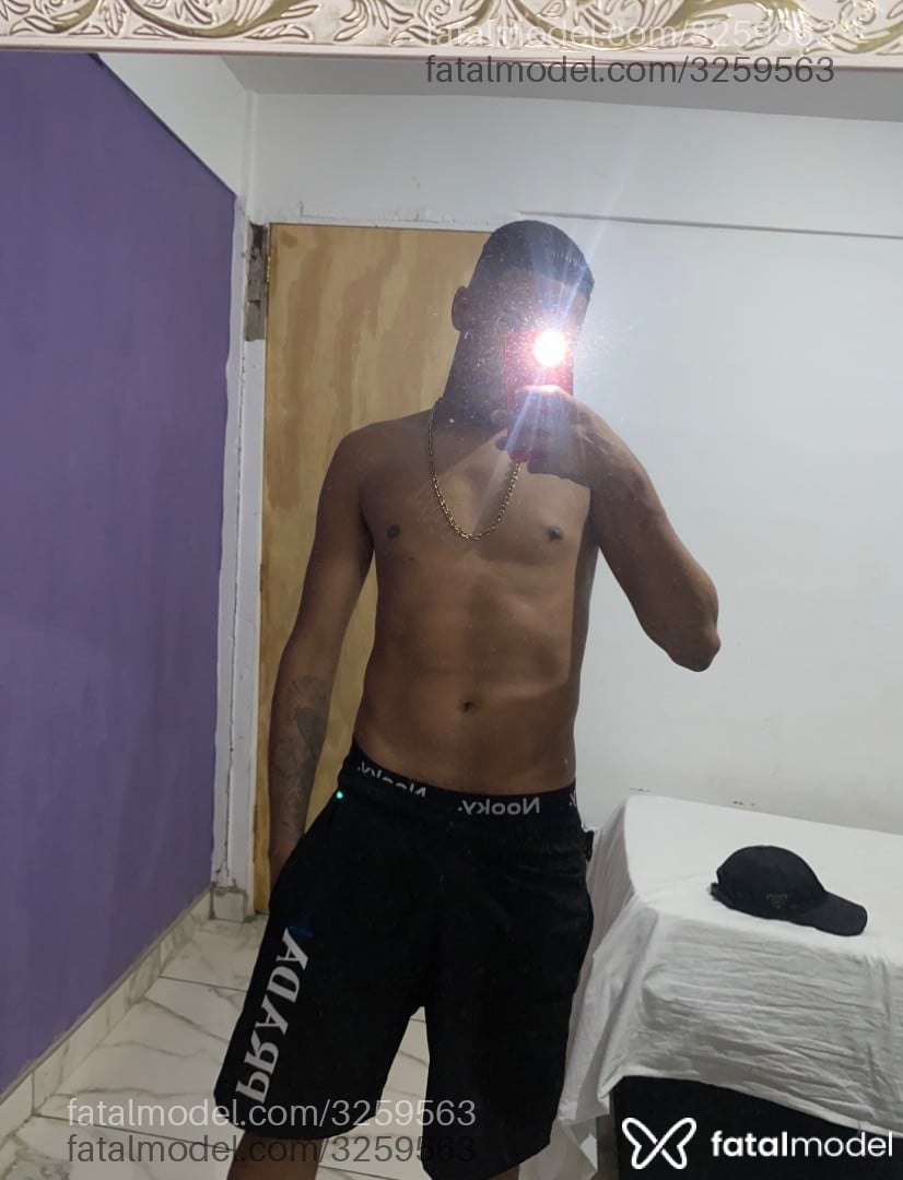 Acompanhante homem morena (o) de olhos pretos em São Paulo - Lorenzo Dias