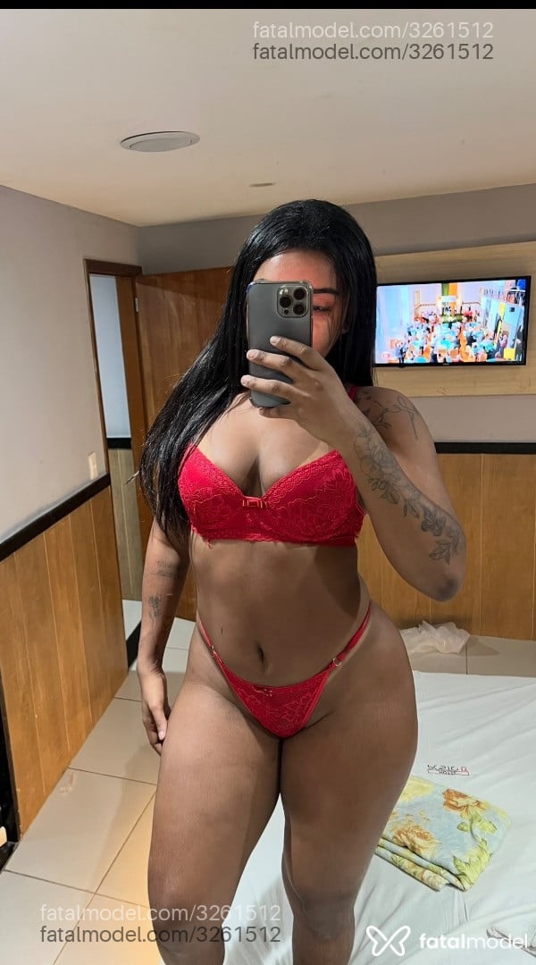 Acompanhante mulher com cabelo castanho de olhos pretos em São Paulo - Milena