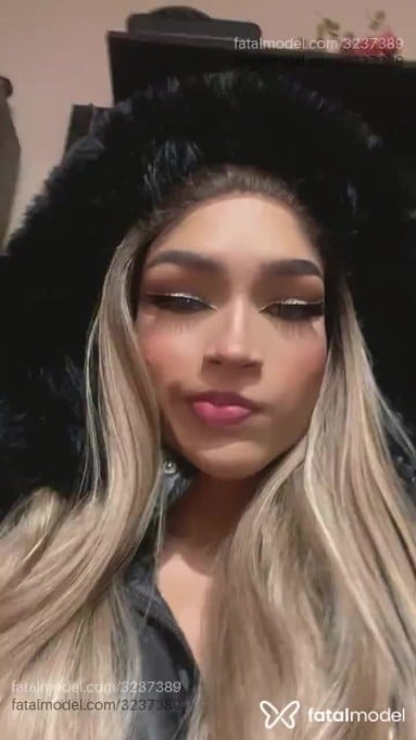 Acompanhante mulher trans morena (o) de olhos castanhos em Virtual - Jolie