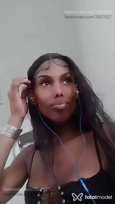 Acompanhante mulher trans morena (o) de olhos castanhos em Feira de Santana Acompanhante mulher trans morena (o) de olhos castanhos em Feira de Santana - Karma íris