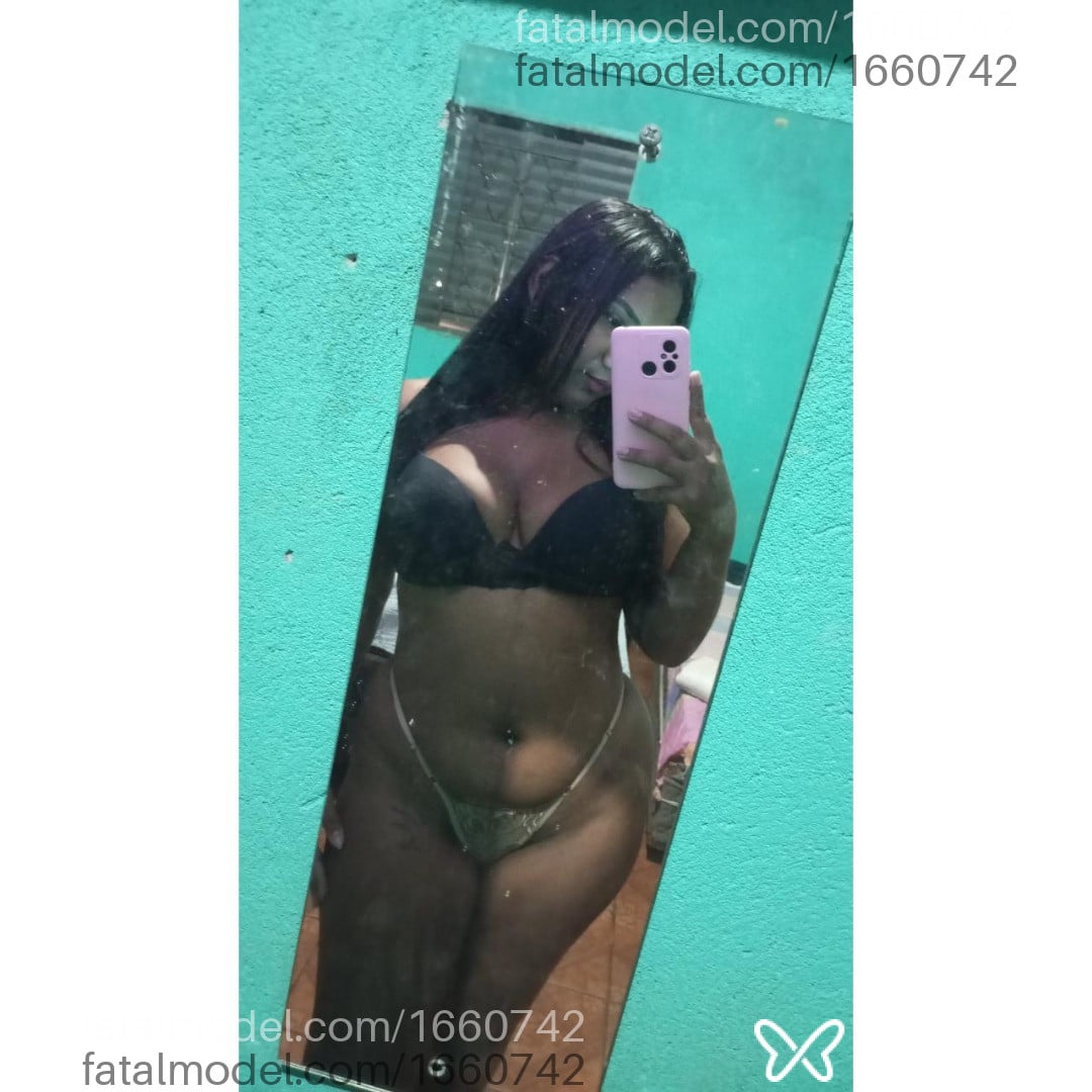 Acompanhante mulher morena (o) de olhos pretos em Parauapebas - Morena