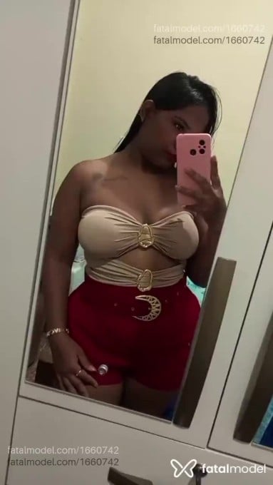 Acompanhante mulher morena (o) de olhos pretos em Parauapebas - Morena