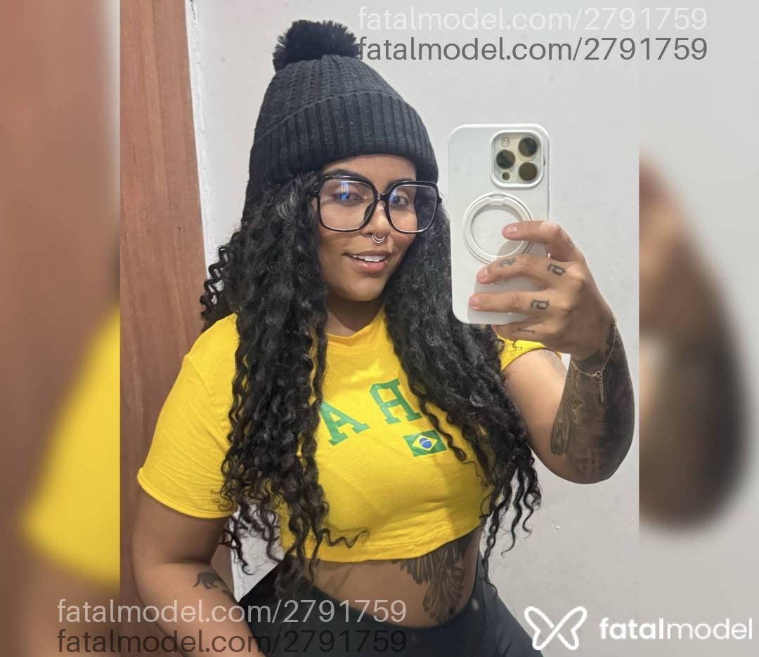 Acompanhante mulher morena (o) de olhos pretos em Barão de Cocais - Juh