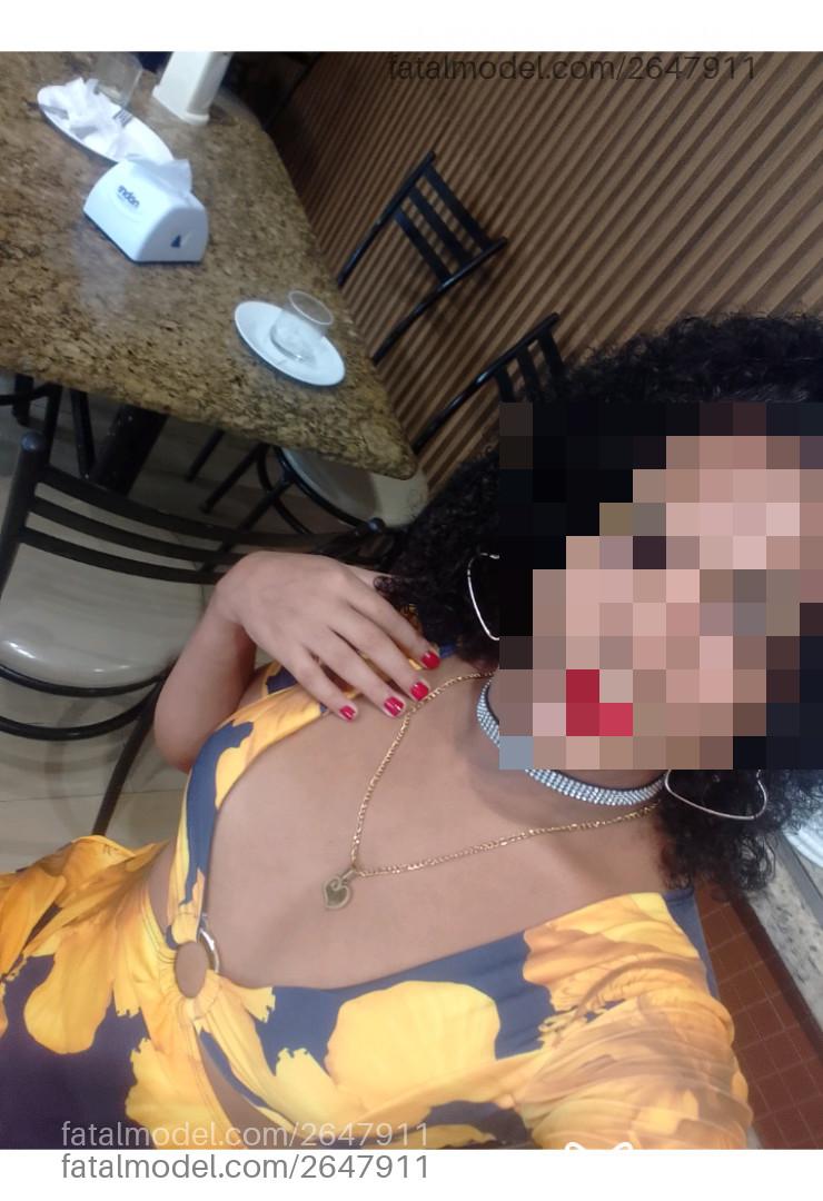 Acompanhante homem com cabelo grisalho de olhos pretos em Virtual - Lorran Santos Paix