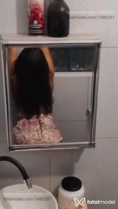 Acompanhante mulher com cabelo castanho de olhos castanhos em Araraquara - Mariana