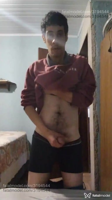 Acompanhante homem morena (o) de olhos pretos em Campina Grande do Sul Acompanhante homem morena (o) de olhos pretos em Campina Grande do Sul - Marcelo