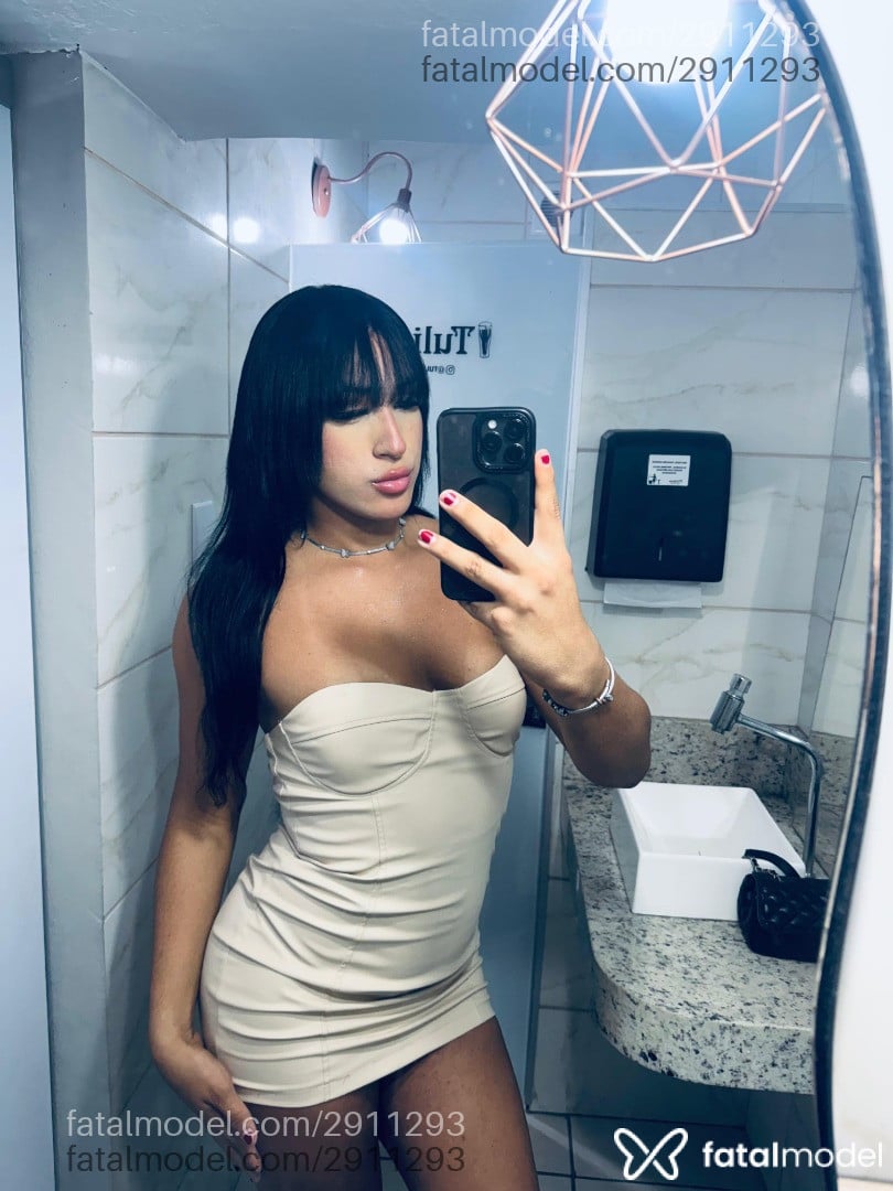 Acompanhante mulher trans morena (o) de olhos pretos em Ipatinga Acompanhante mulher trans morena (o) de olhos pretos em Ipatinga - Tiffany