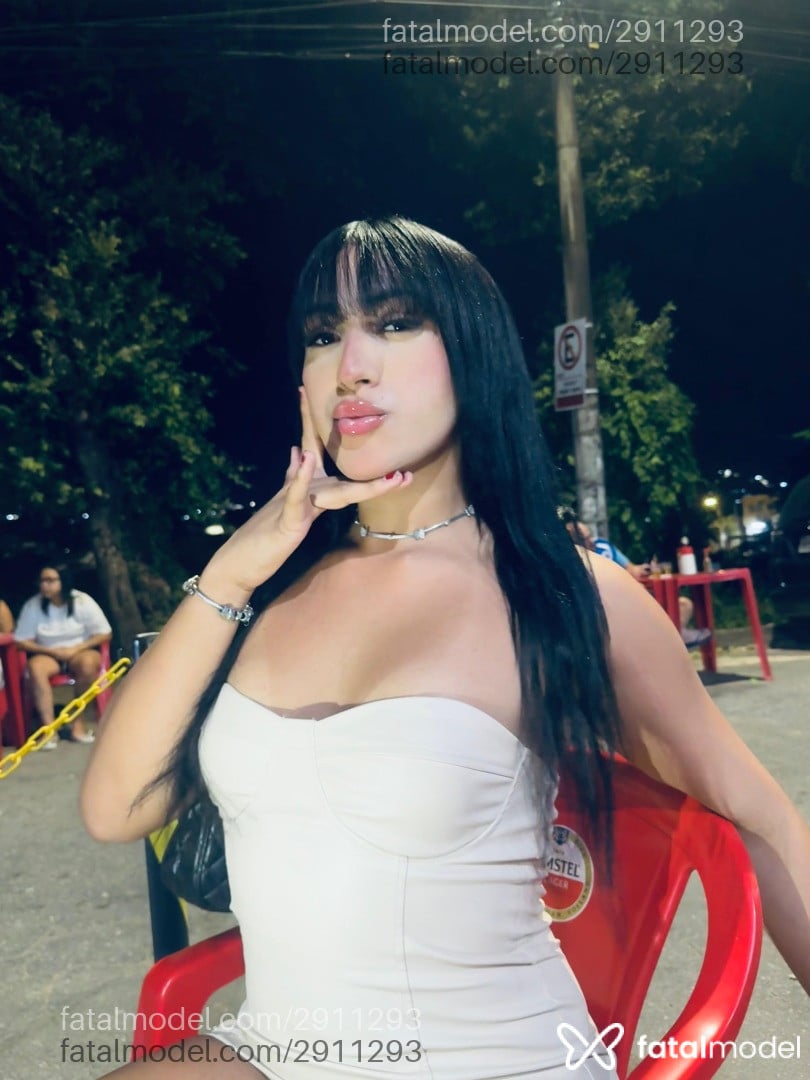 Acompanhante mulher trans morena (o) de olhos pretos em Ipatinga Acompanhante mulher trans morena (o) de olhos pretos em Ipatinga - Tiffany
