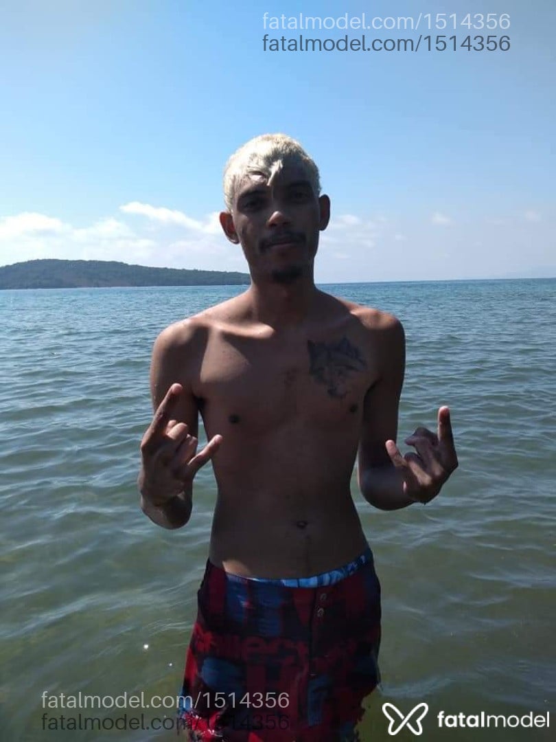 Acompanhante homem morena (o) de olhos castanhos em Barra Mansa - Raio Black